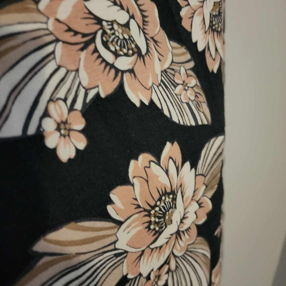 **Host Pick** Loft Super Soft Spring Dress/Beach cover-up - Picture 7 of 8